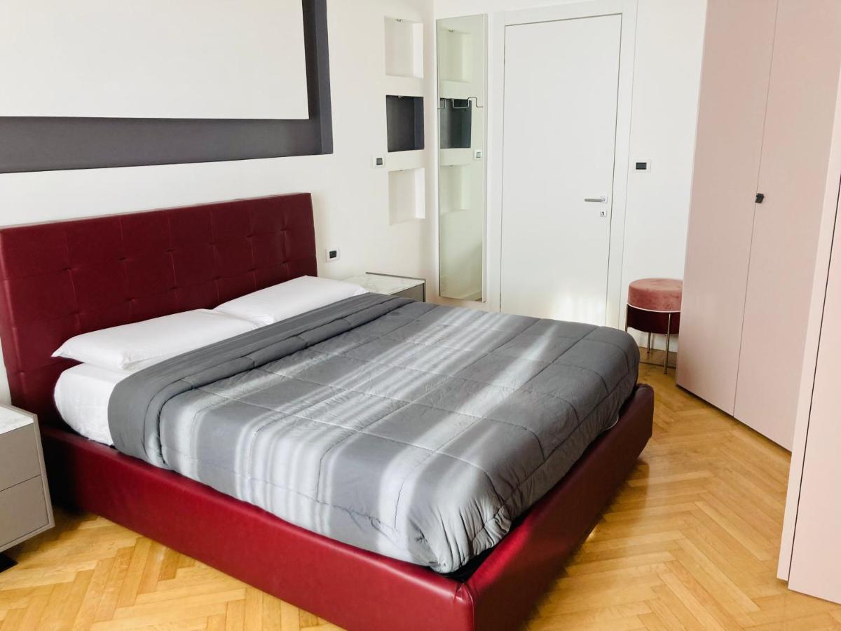Апартаменты Bilocale_Torino_Deluxe Экстерьер фото